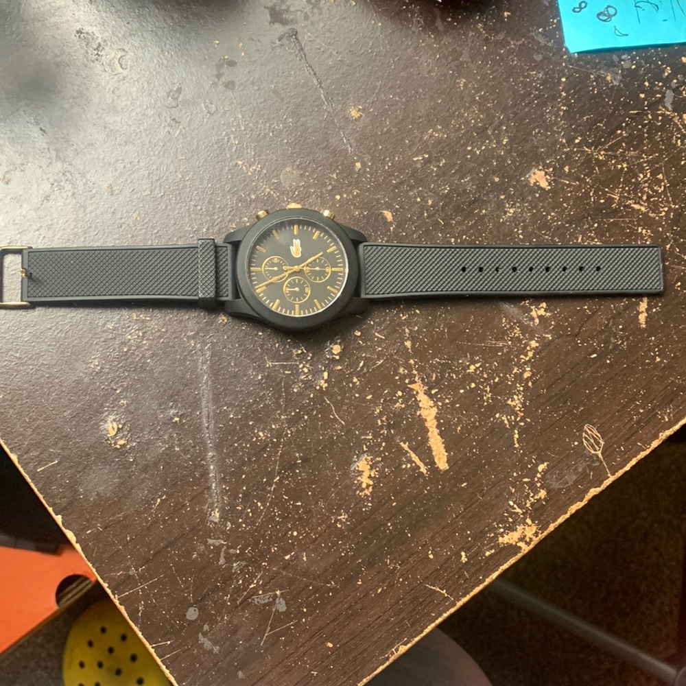 Just like brand new only wore it one time still ticks and everything works fine
